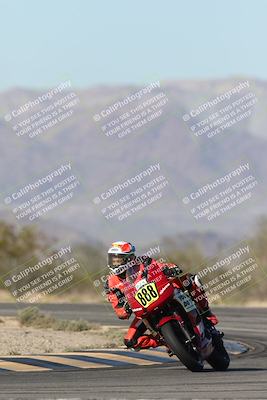 media/Dec-04-2025-Racers Edge (Thu) [[5ebc9f124d]]/3-B Group/1-Session 1 (Turn 7)/